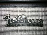 Fender Rhodes logo external speaker cabinet.jpg