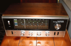 LLoyd's solid state 5-Band Receiver front.gif