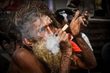 Sadhu-Chillum_pipe-Demographics_of_India-Religious_and_spiritual_use_of_cannabis-Smoking-image.jpg