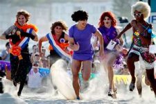 drag queens racing.jpg