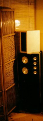 speakers 2r.jpg