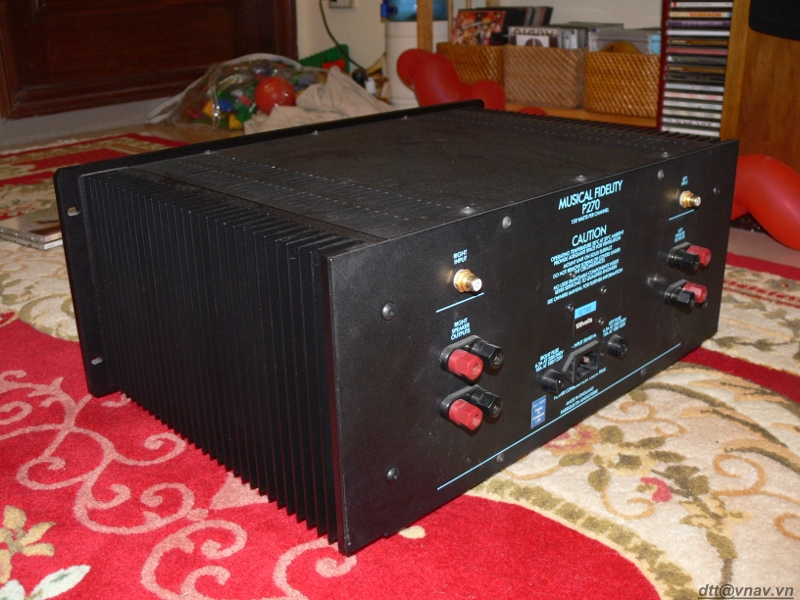 P1100953_800x600_