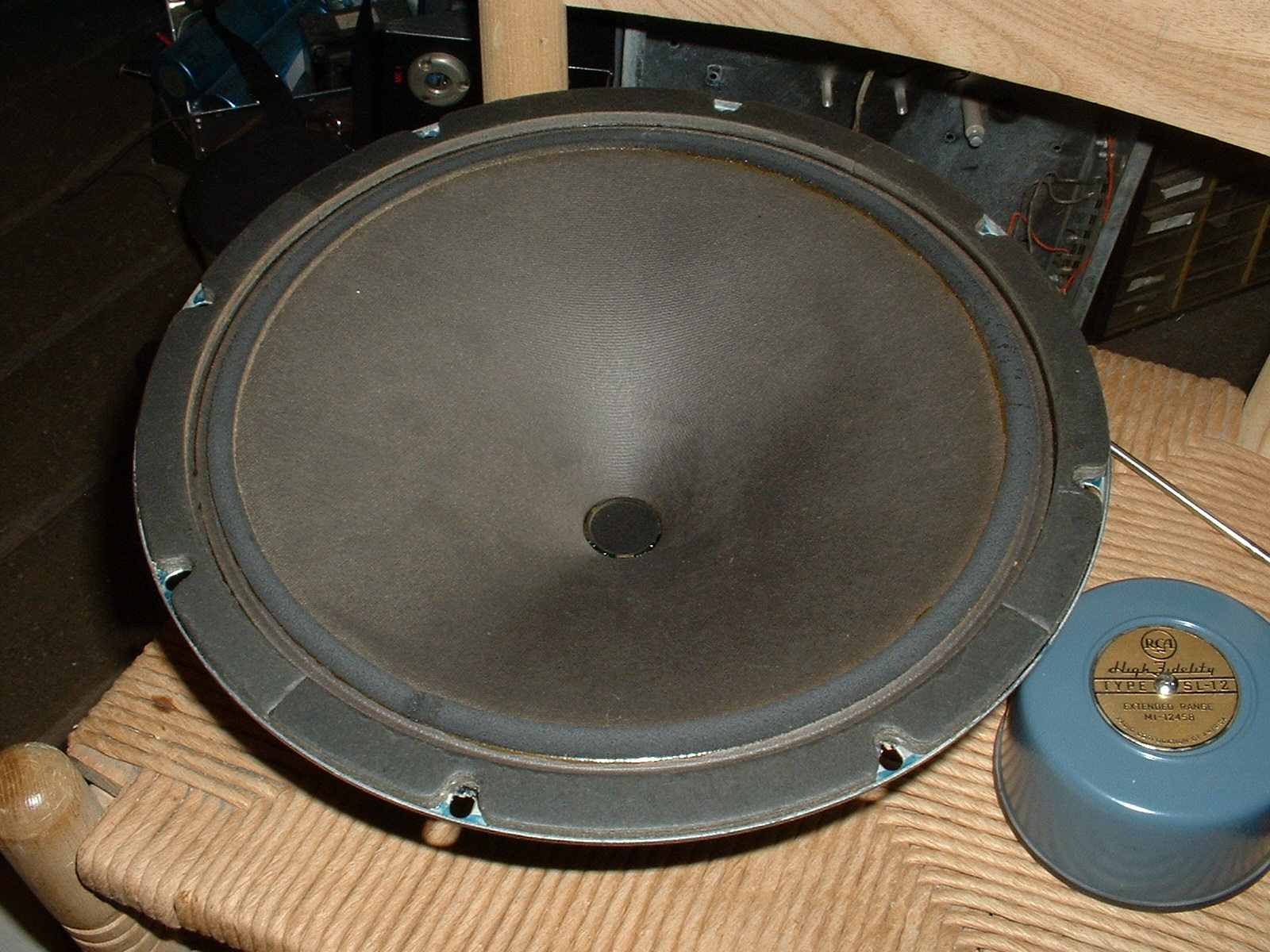 SL12face