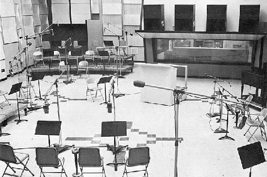 Altec_Lansing_studio_1