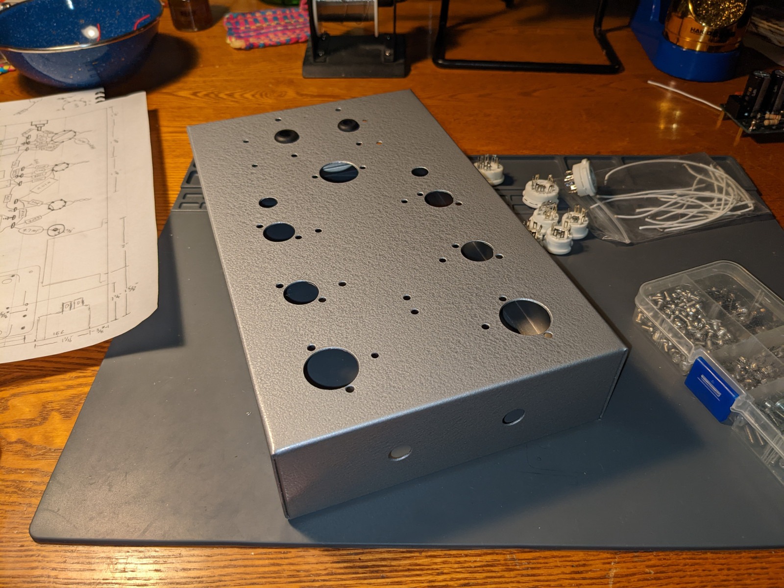 01 Chassis.jpg