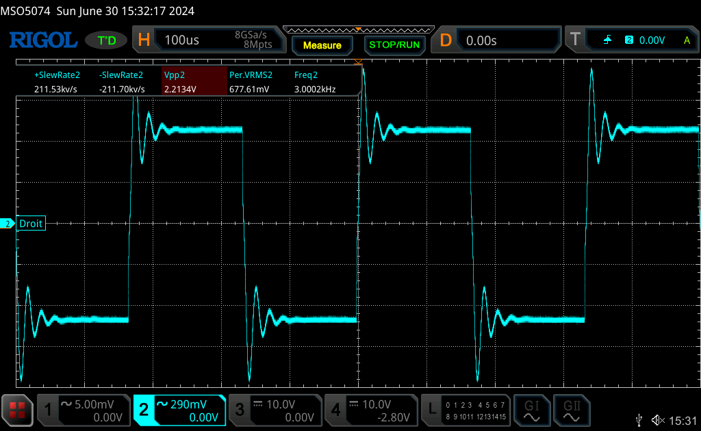 010-Inf_Ohms-2.2uF.png