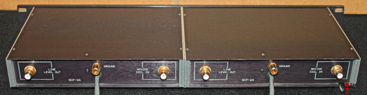 1168063-vendetta-research-scp2a-phono-stage-preamplifier.jpg