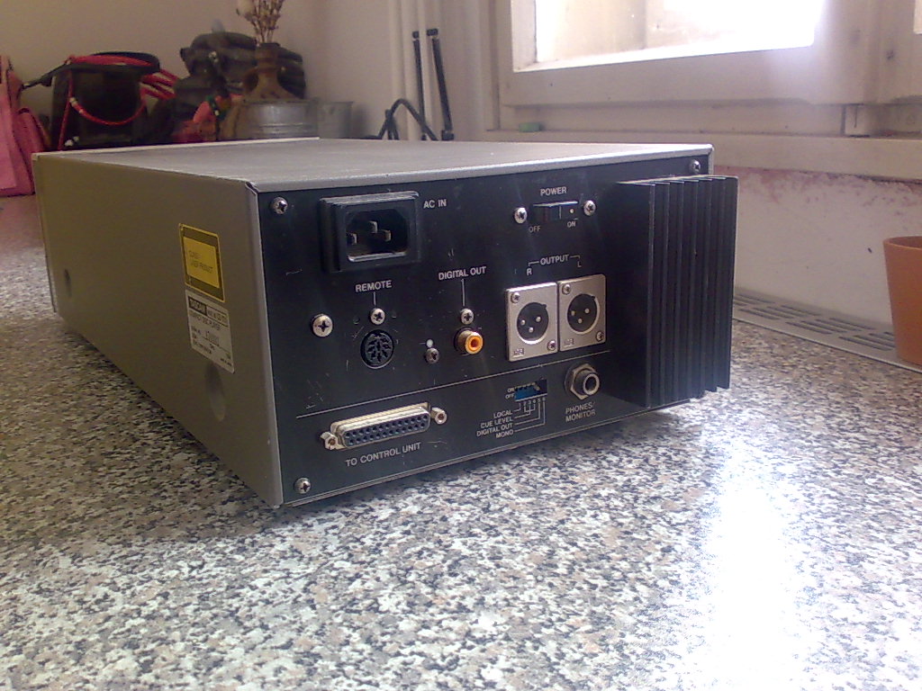 WTD: Tascam CD-701 or 601 | diyAudio WTD: Tascam CD-701 or 601 | diyAudio