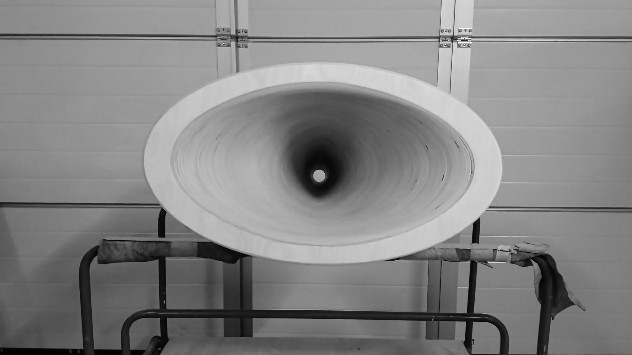 120Hz Cf, approx. 85cm wide & deep, 50kg, 6cm wall thickness.jpg