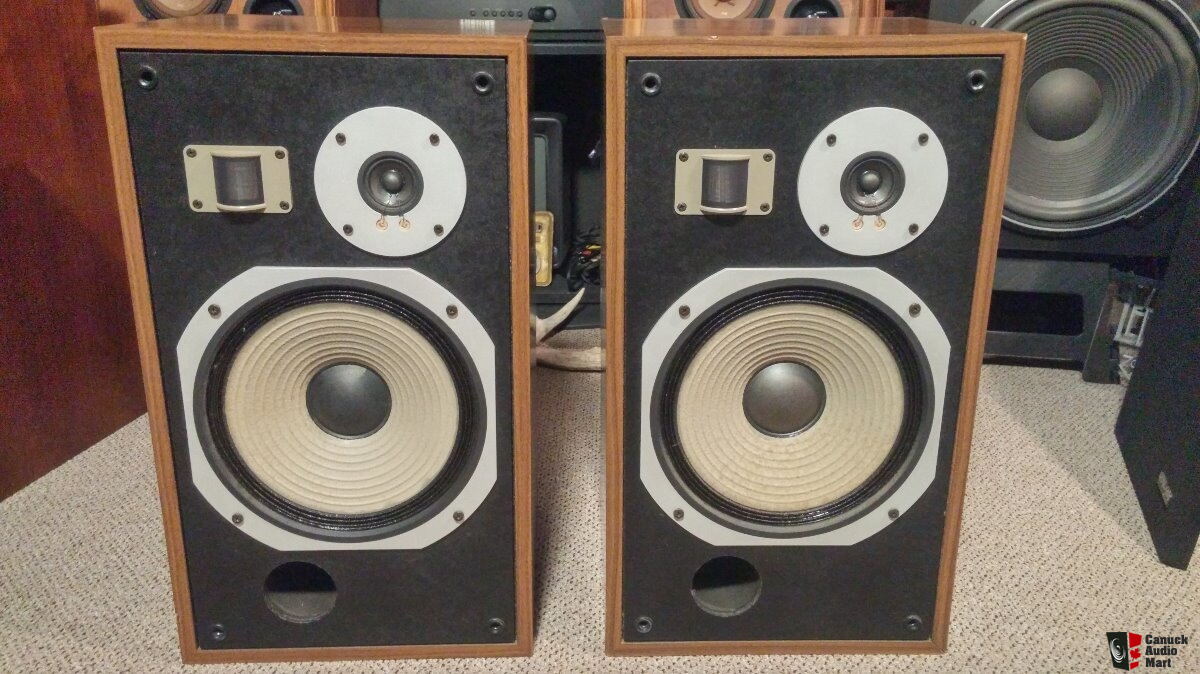 1587969-pioneer-hpm-40-speakers-3172588830.jpg