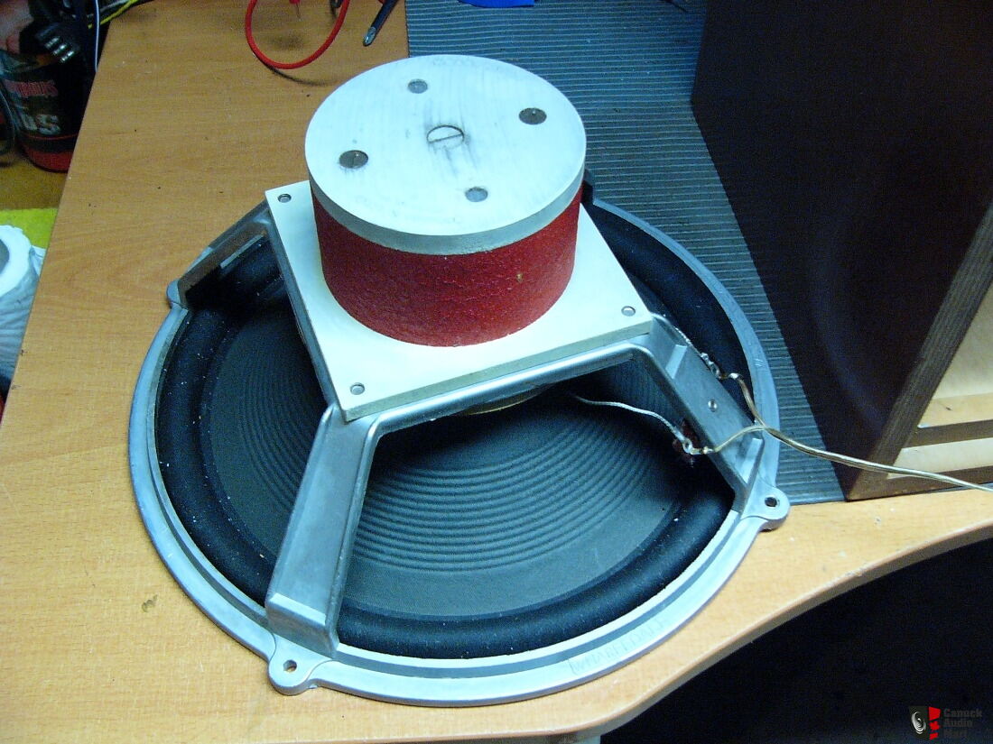 1670791-c67de19b-1964-british-wharfedale-w2-speakers-15ohm-for-tube-amplifiers.jpg