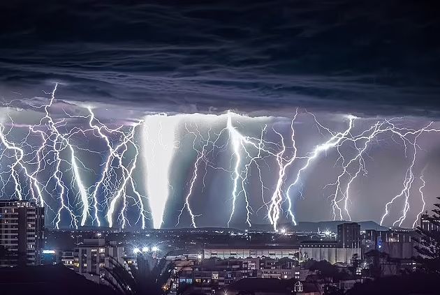1storm.jpg