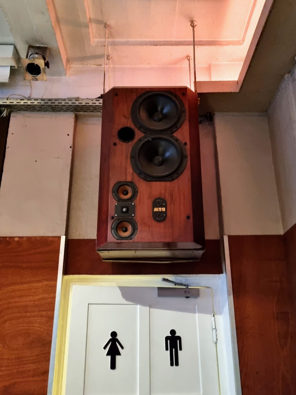 B&w sales 808 speakers