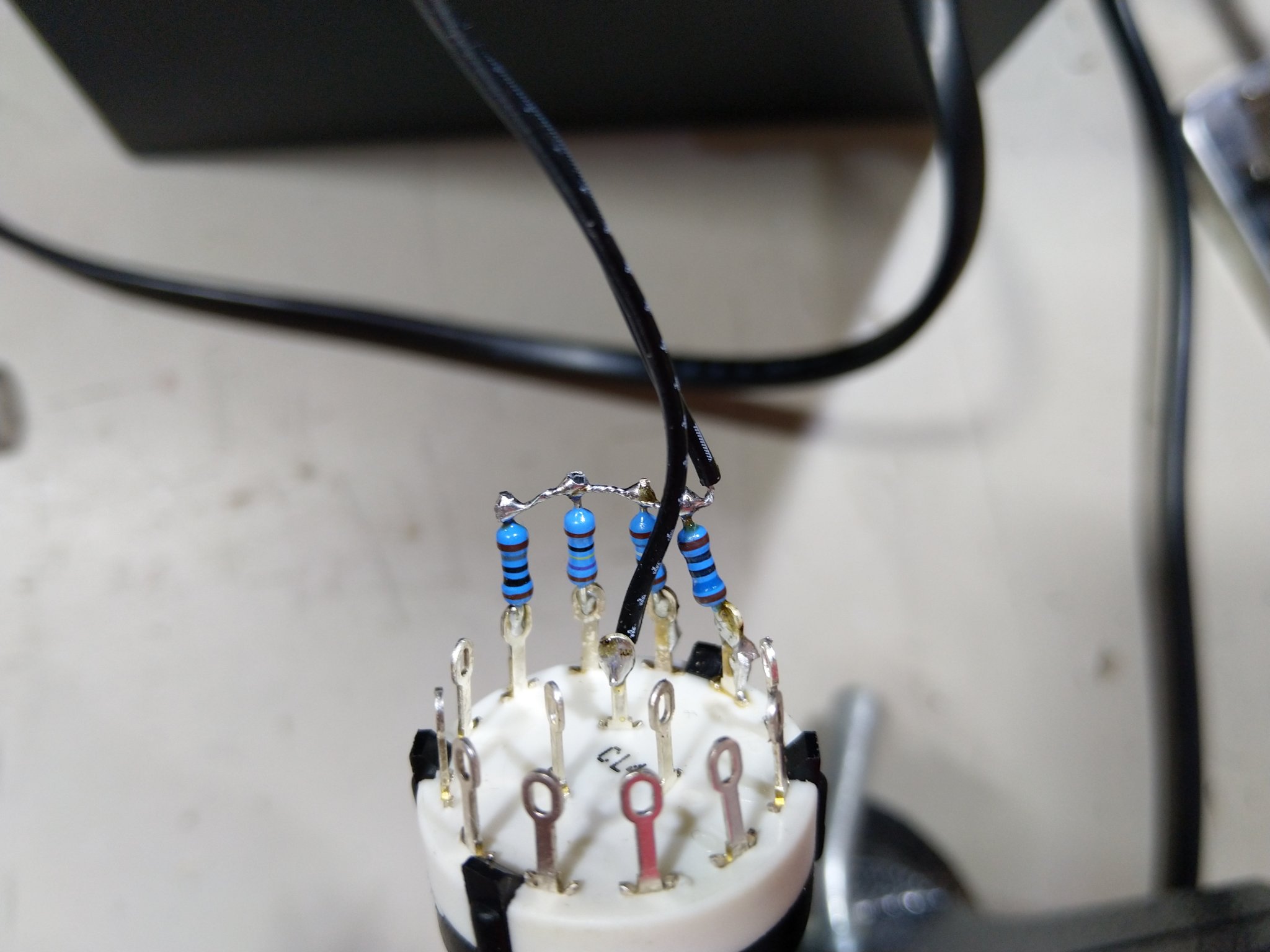 20240414-133127_MOD_LogitechX-230_SubWooferBoomyFix.jpg