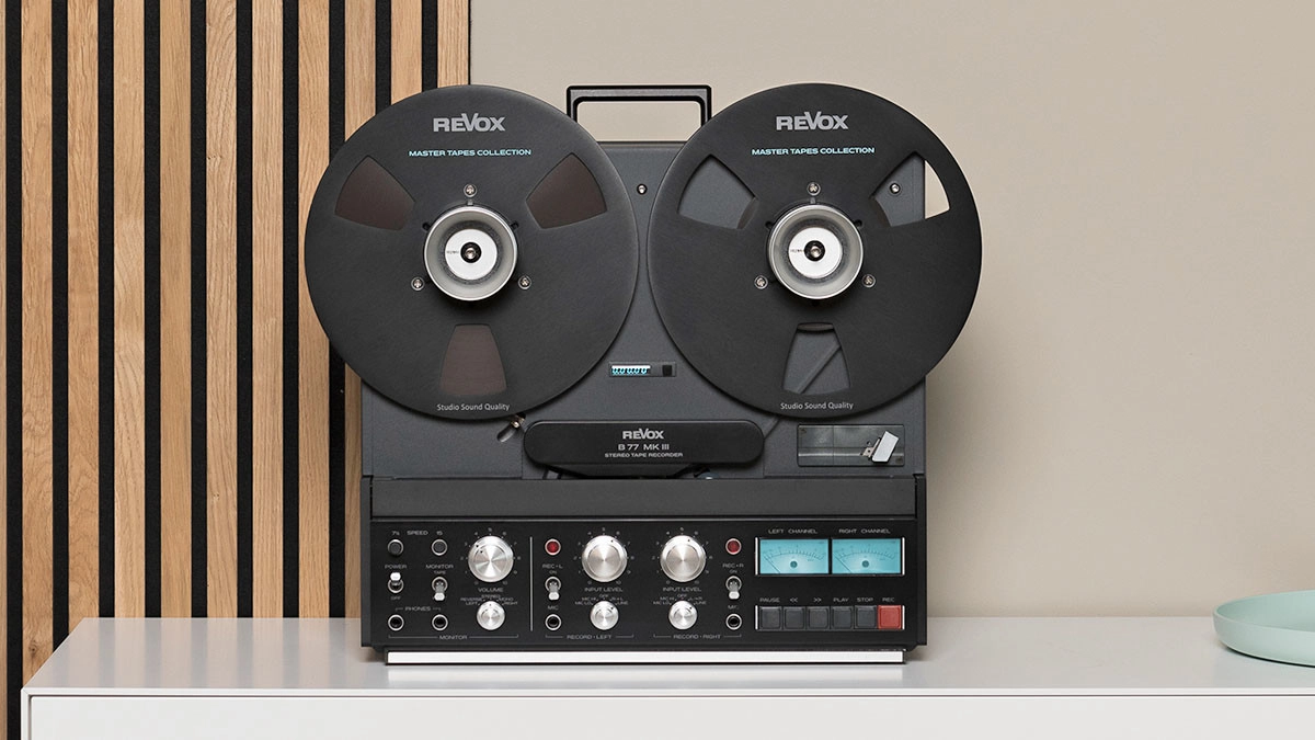 20241016181240_Revox-B77-MK3-02-TWeb.webp