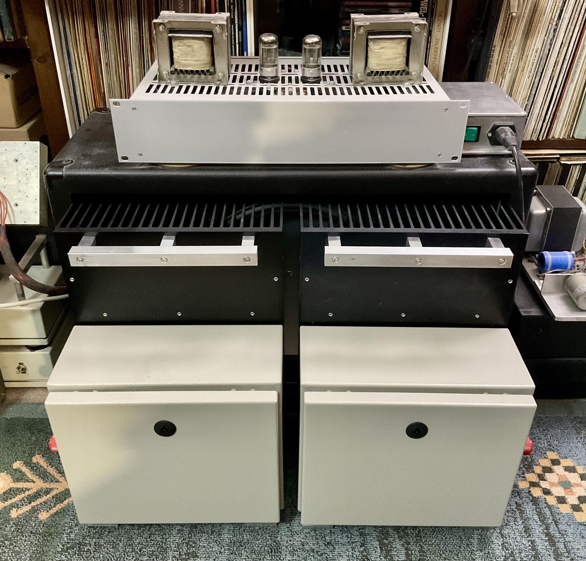 2025-Susan-New-Monobloc-Amps-Side.jpg