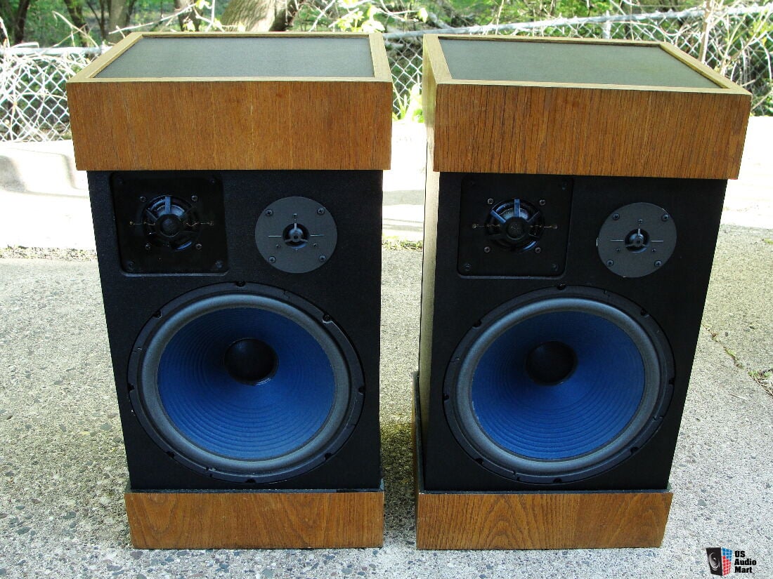 2263666-075ad8b4-klh-research-ten-cl5-classic-five-12-3way-floor-speakers-vintage-1978-2403064...jpg