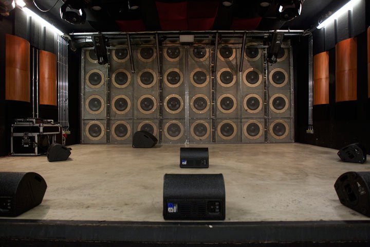 2_22_22cebb23_powersoft_wall_of_sound_front01.jpeg