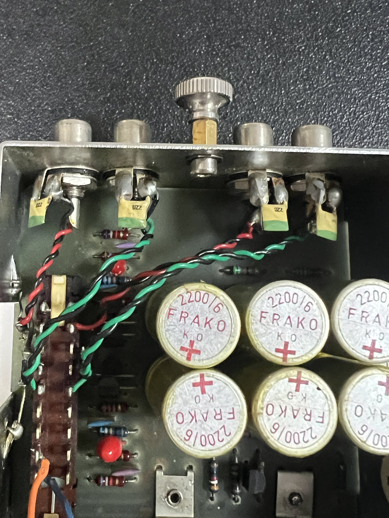 2e223e4c04fe3ce8c5f8d583381e118.jpg
