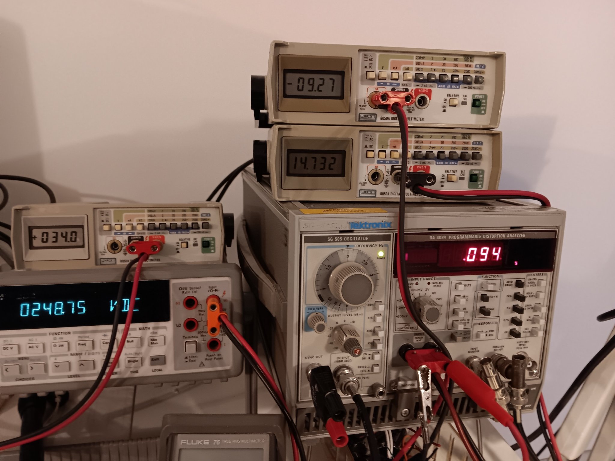 2KHZ-26WATT-THD.jpg