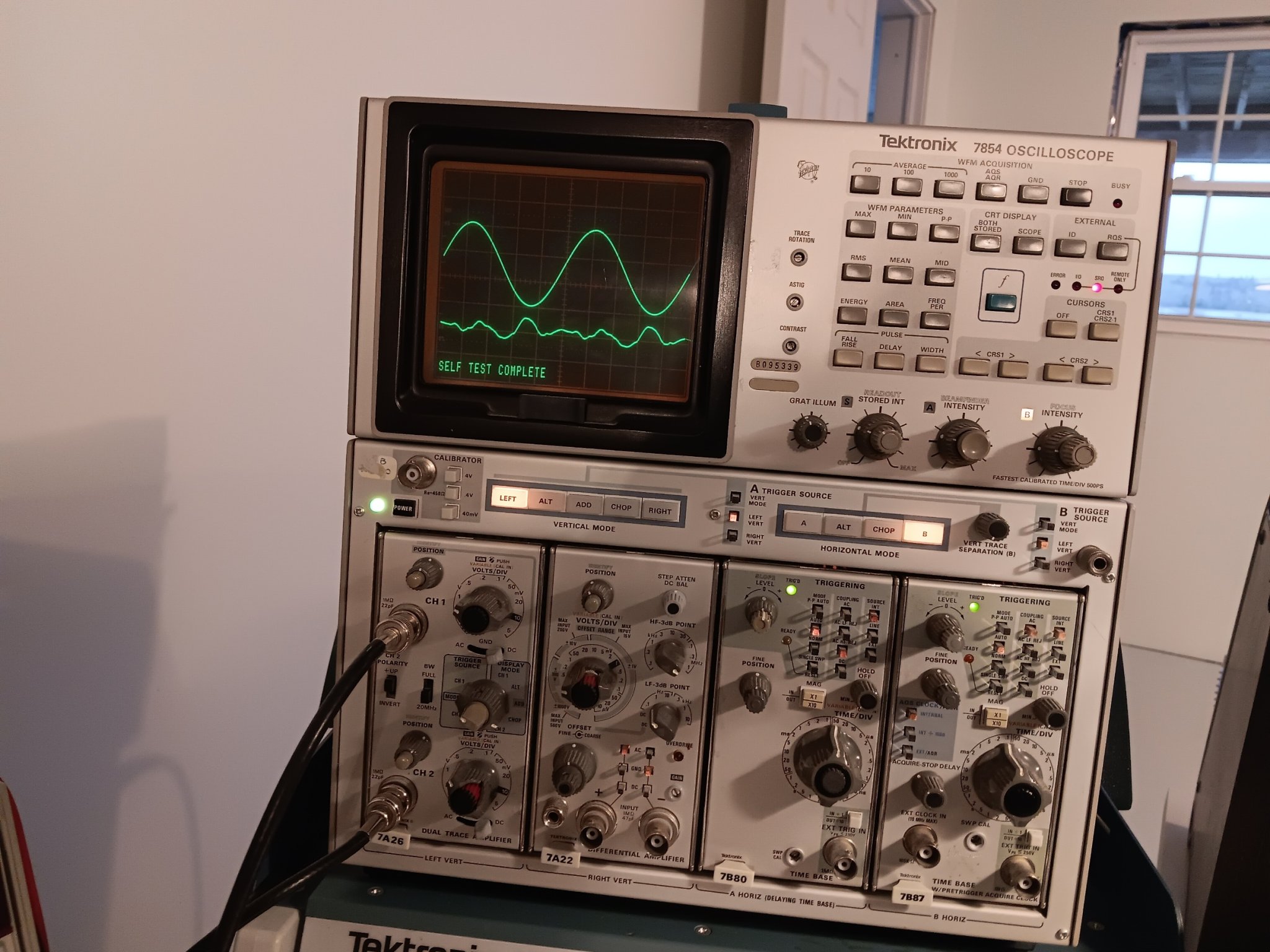 2KHZ-26WATT-THD-SCOPE.jpg