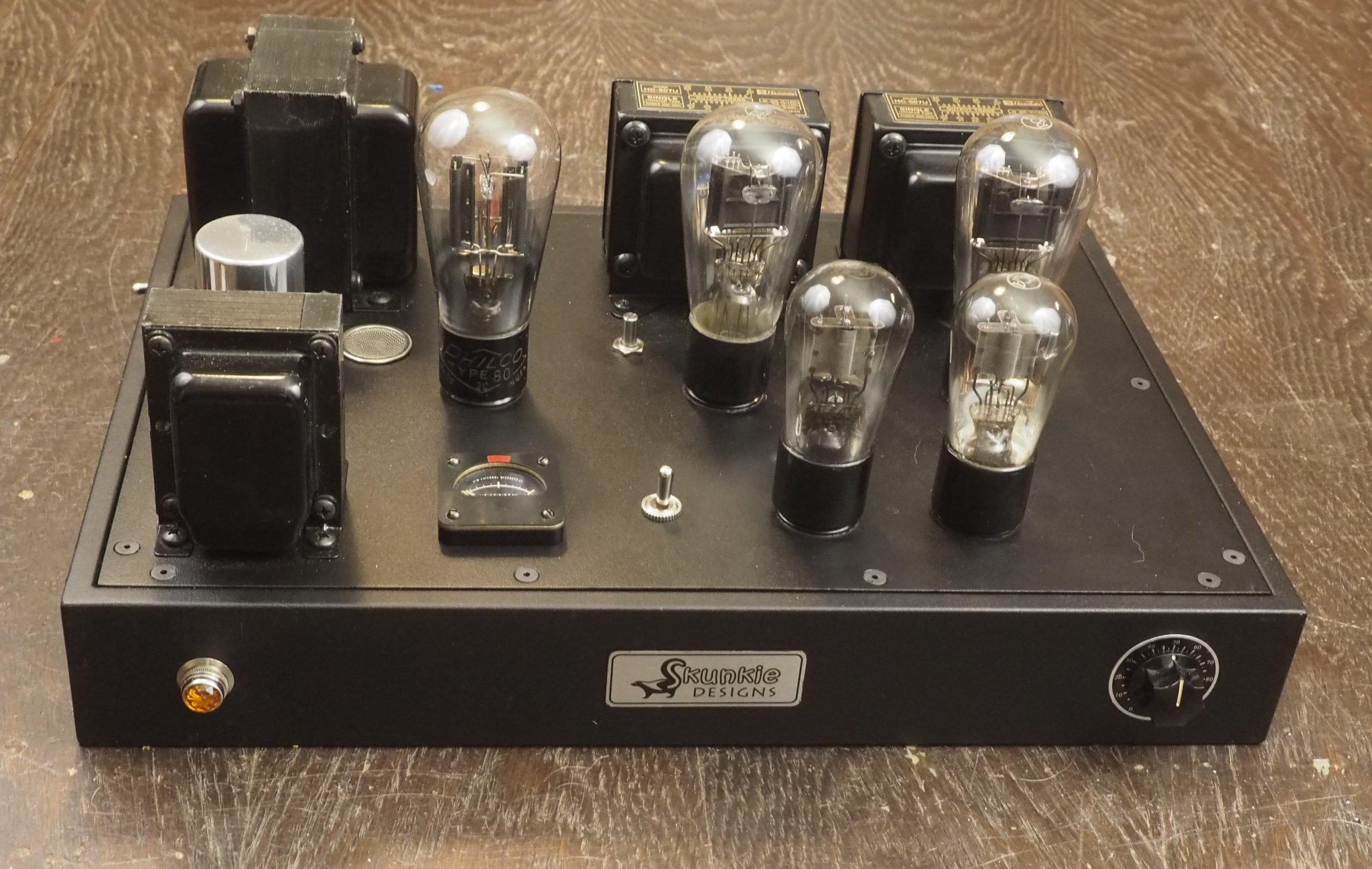 47-amp-front.jpg