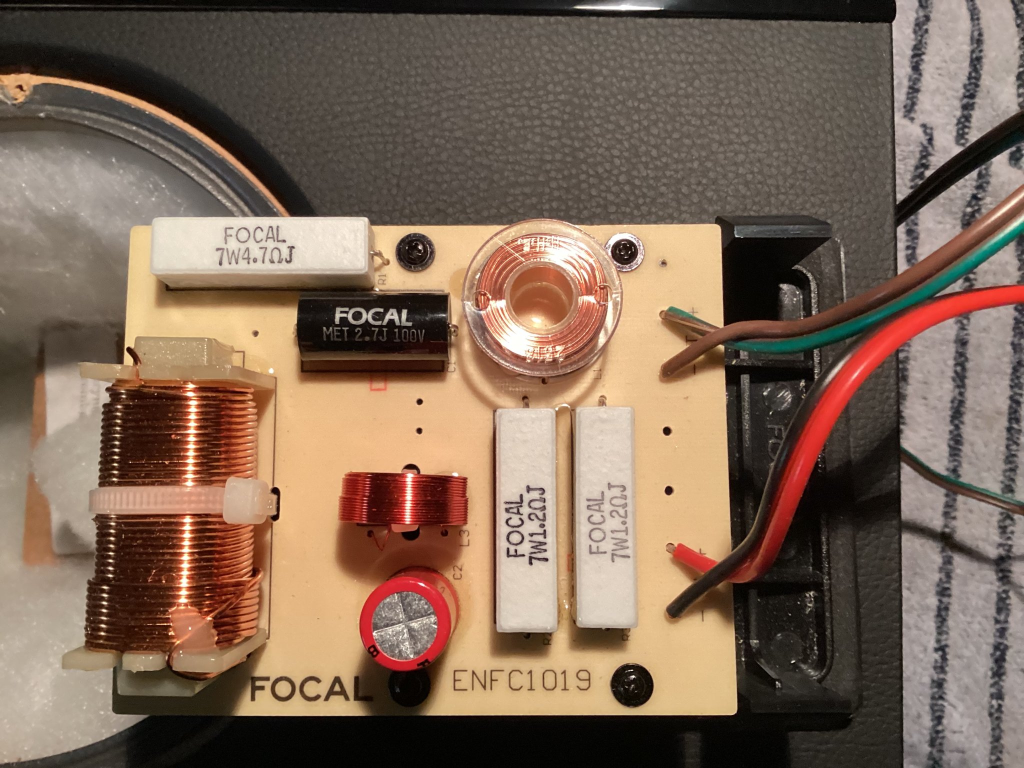 Anyone upgraded Focal Aria crossovers? | diyAudio