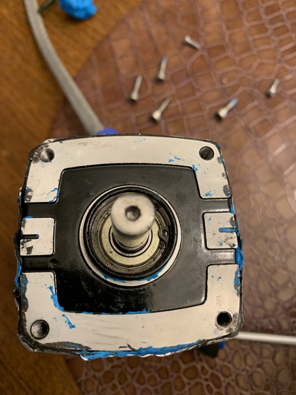 6967074541.jpg