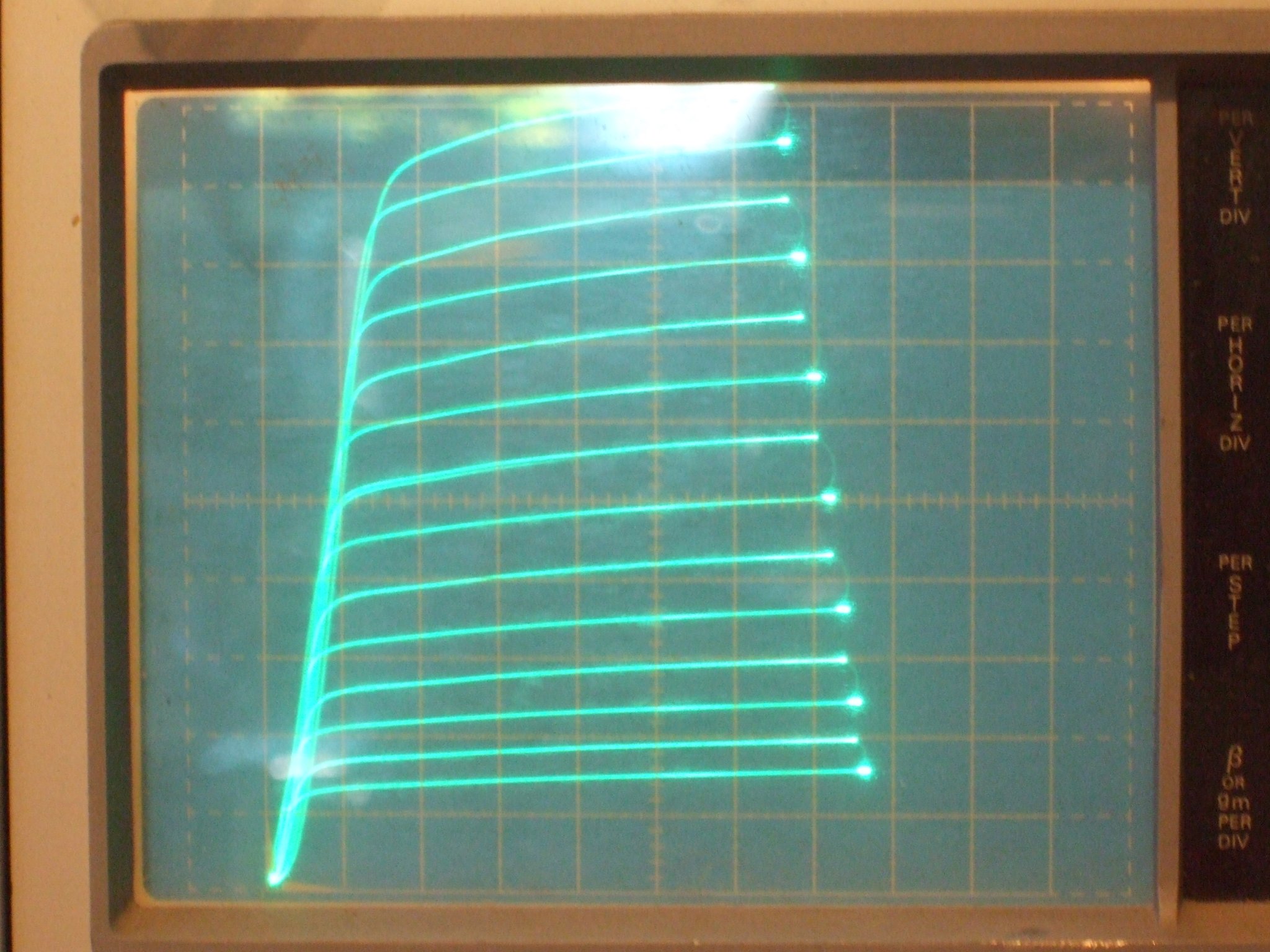 6EW6_50V_2mA_0p1Vstep_80Vg2.JPG