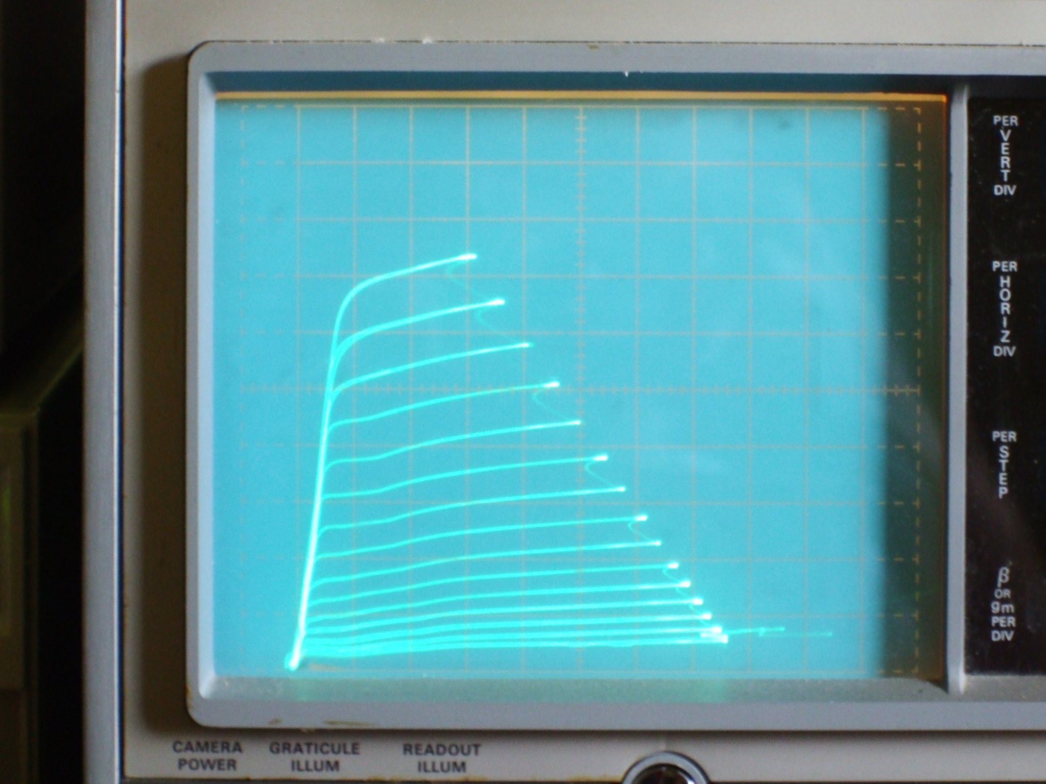 6GF5_SYL_150V_2Vsteps_50V_50mA.JPG