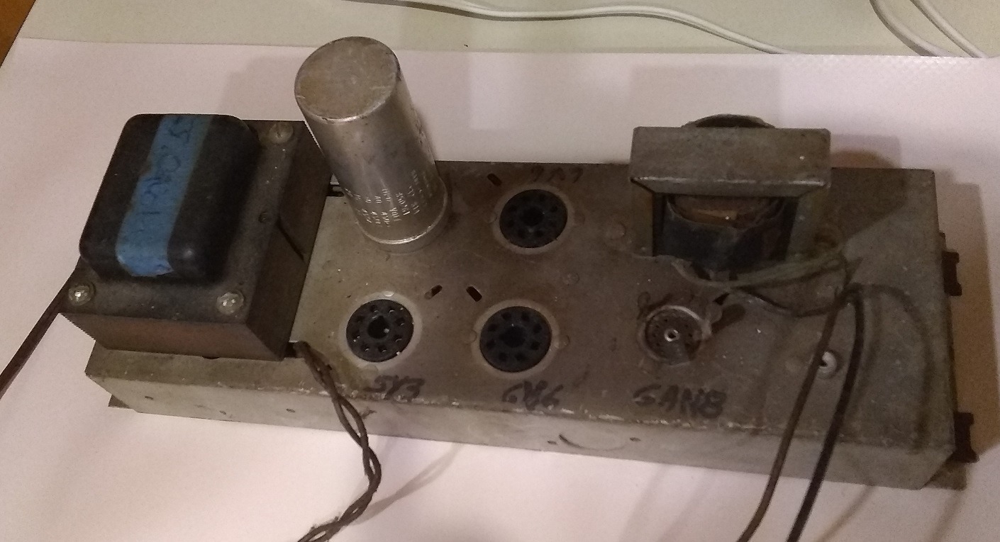6V6 TUBE AMP.jpg