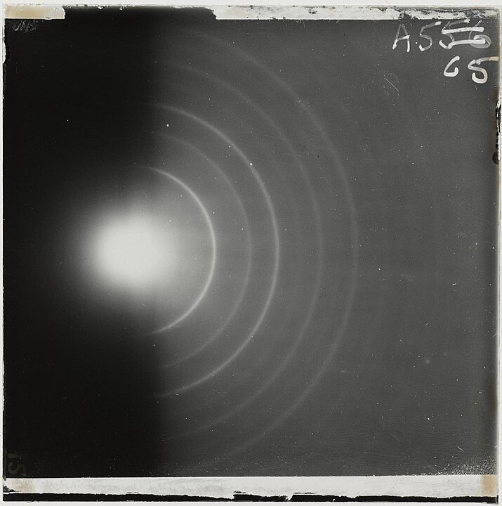 715px-A565_G_P_Thomson_Electron_Diffraction.jpeg