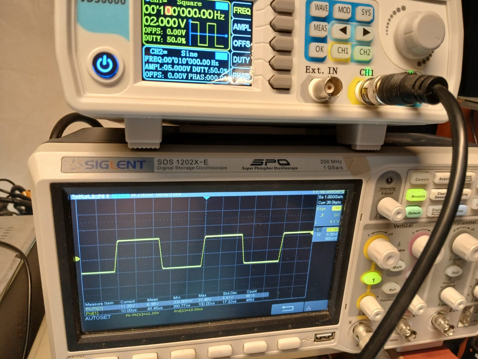 8802 100khz.jpeg