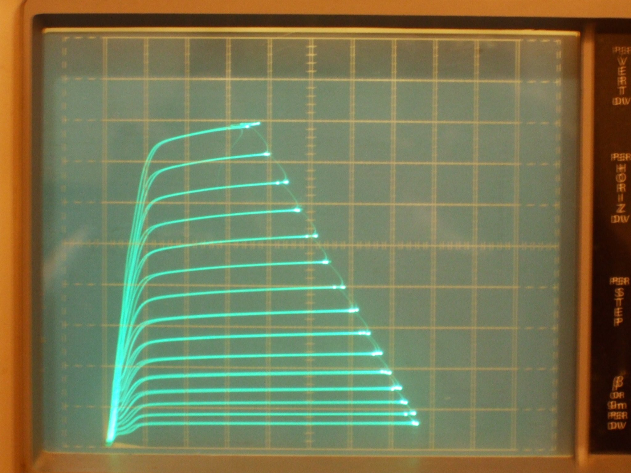 9KC6_10mA_50V_p15Vstp_150Vg2_24Vg3.JPG
