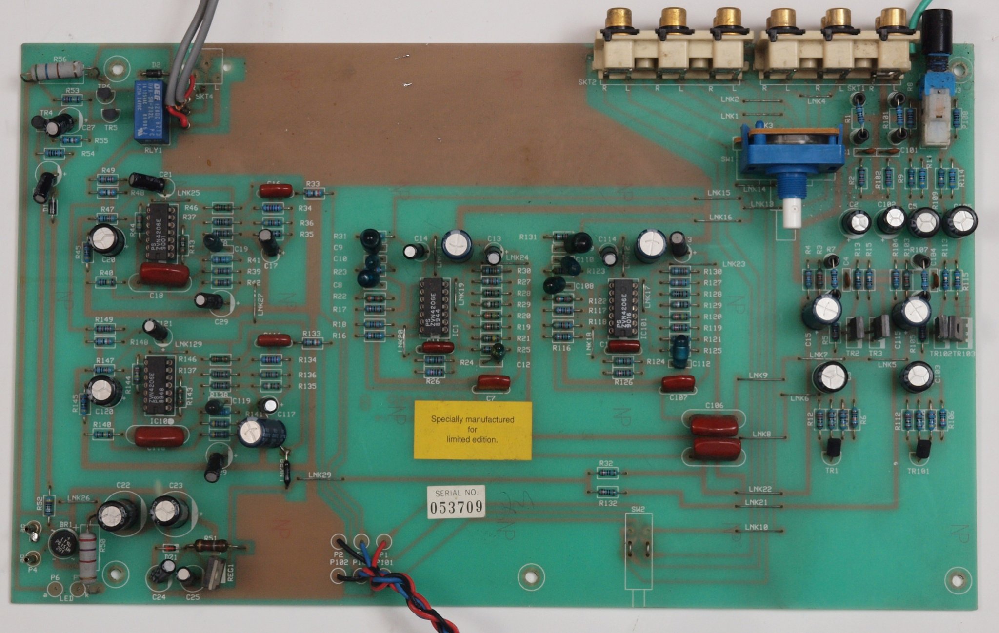 a1000-318.jpg