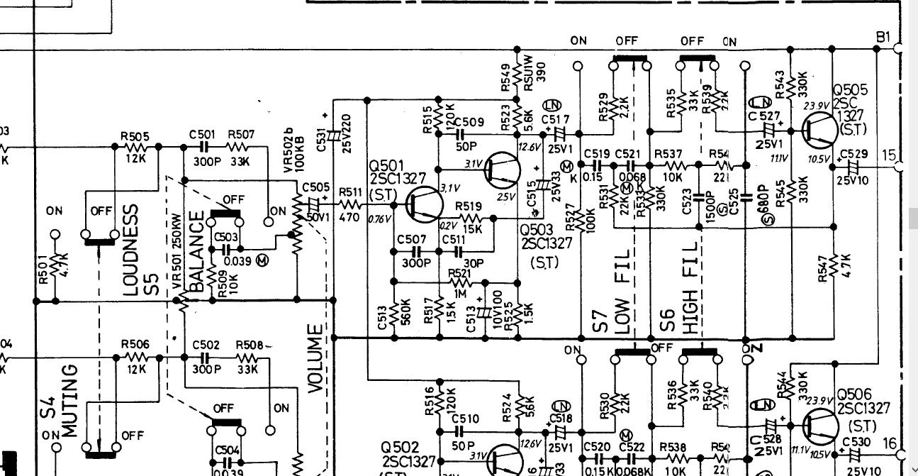 AA-8300_001.jpg