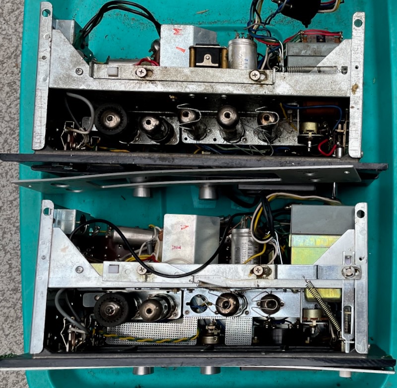 Akai-Roberts-monoBloks-top.jpeg