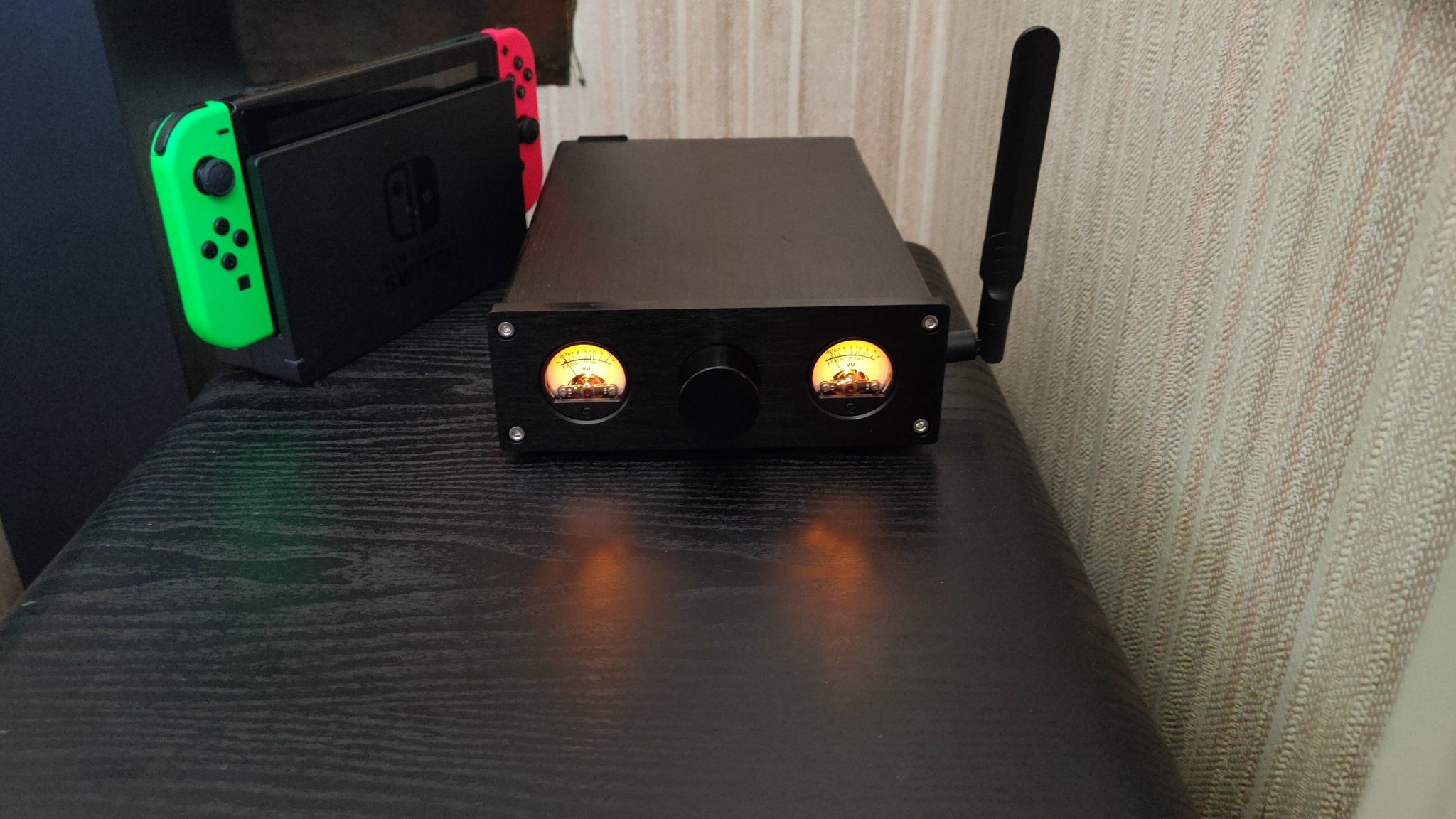 amp 1.jpg