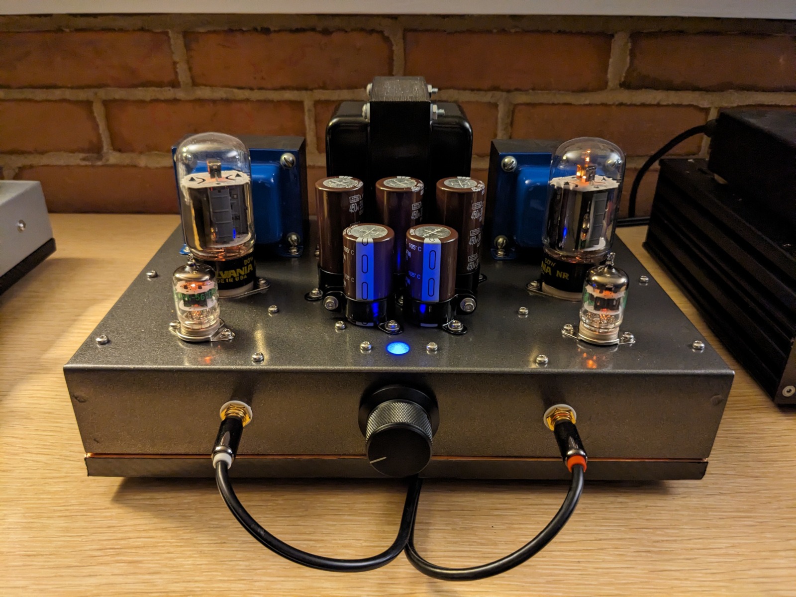 Amp.jpg