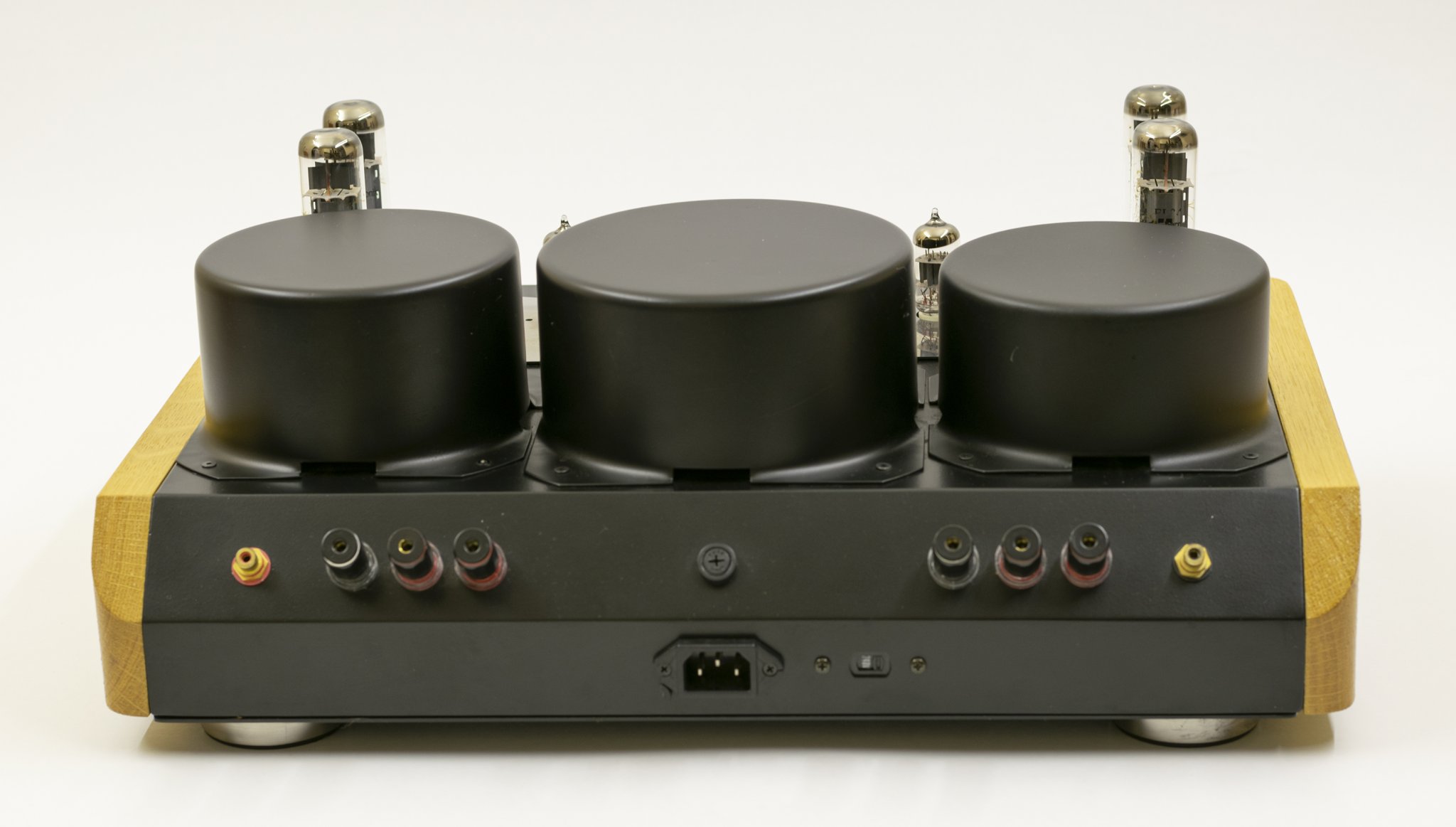 Amp05back.jpg