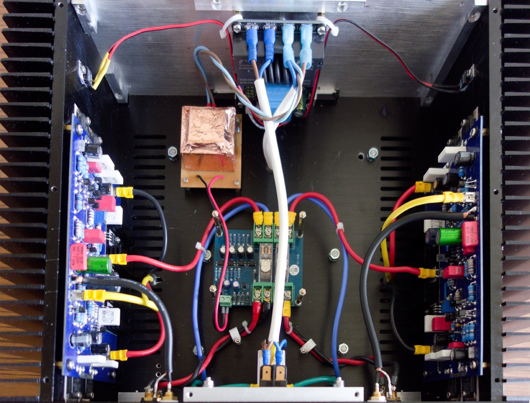 AMPLIFIER 1.jpg