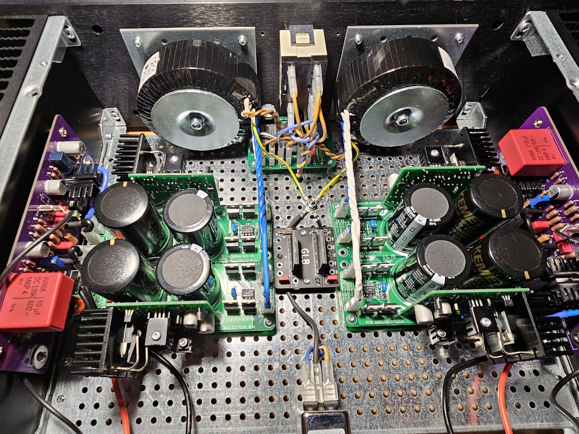 Amplifier.jpg