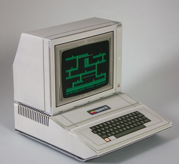 Apple II Computer.jpg