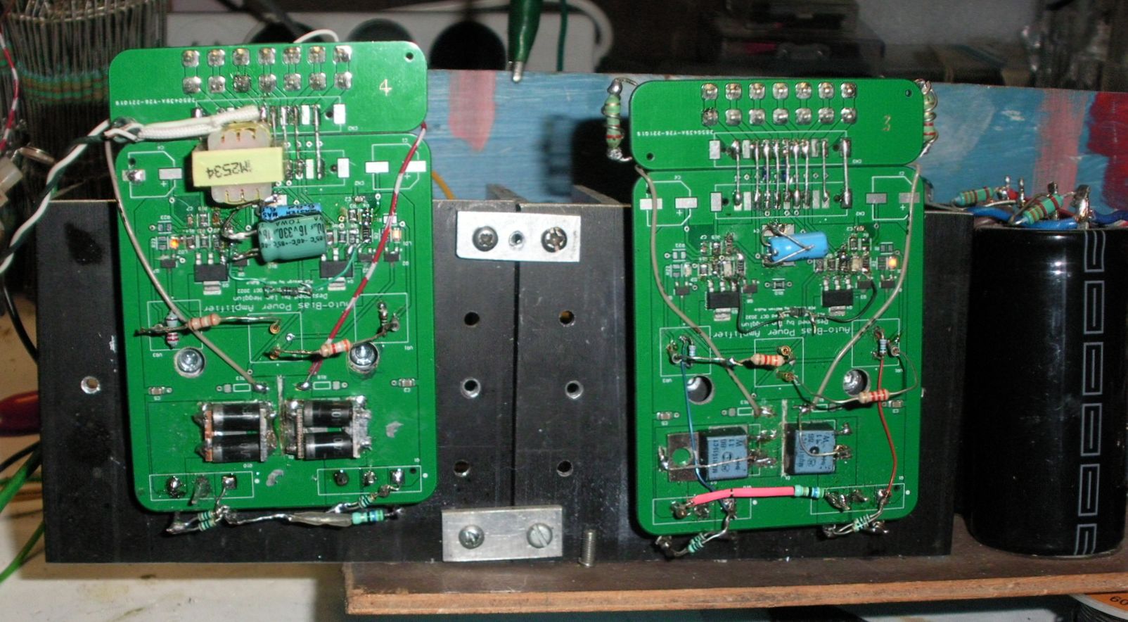 Autobias-UF54001-MJL3281-2-slice-0v9-pcbs.jpg