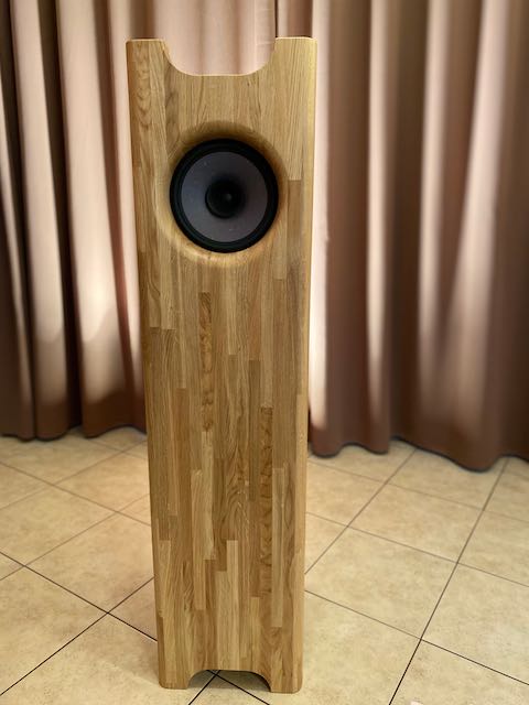 Baffless Single Speaker Stereo.jpeg