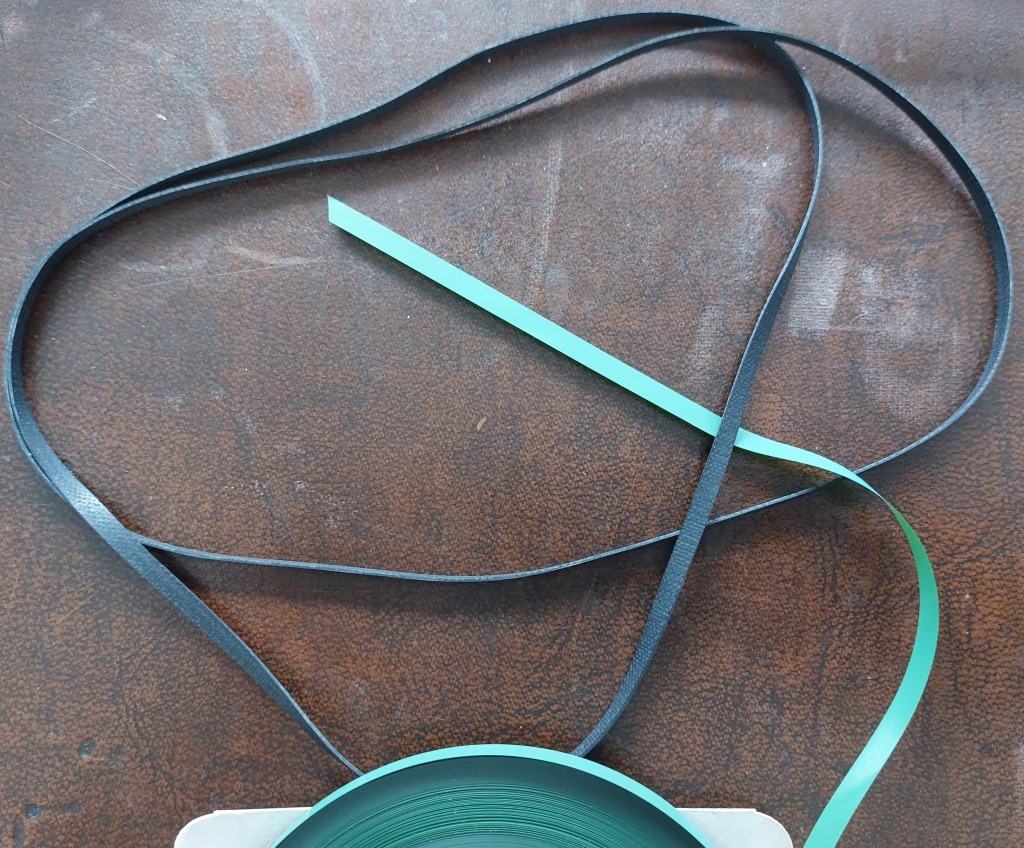belt+tape.jpg