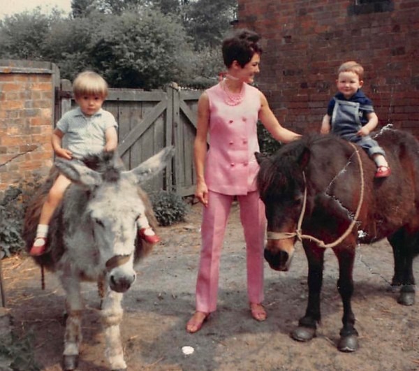 Big Sis getting the kids up to speed on Equines.jpg