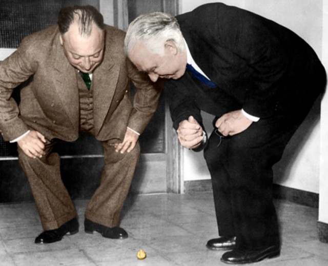 Bohr and Pauli.jpg