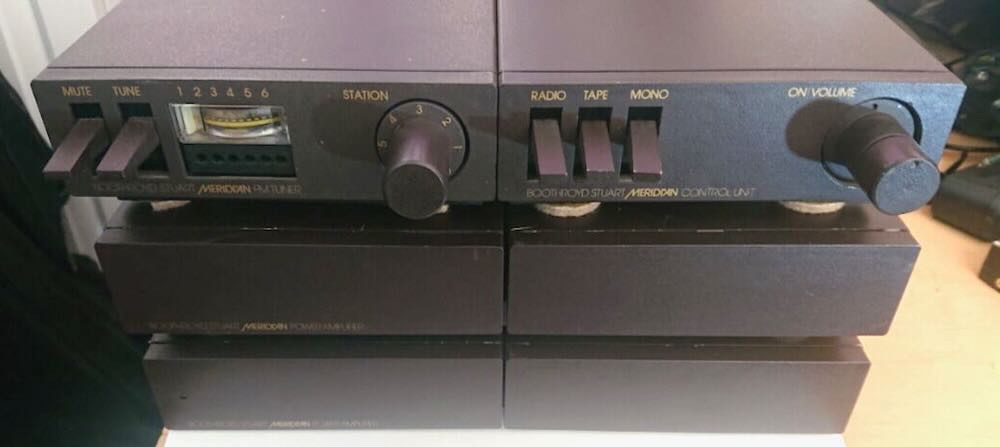 boothroyd-stuart-meridian-stereo-system-complete-101-control-103-fm-2x-105-power-amps.jpeg