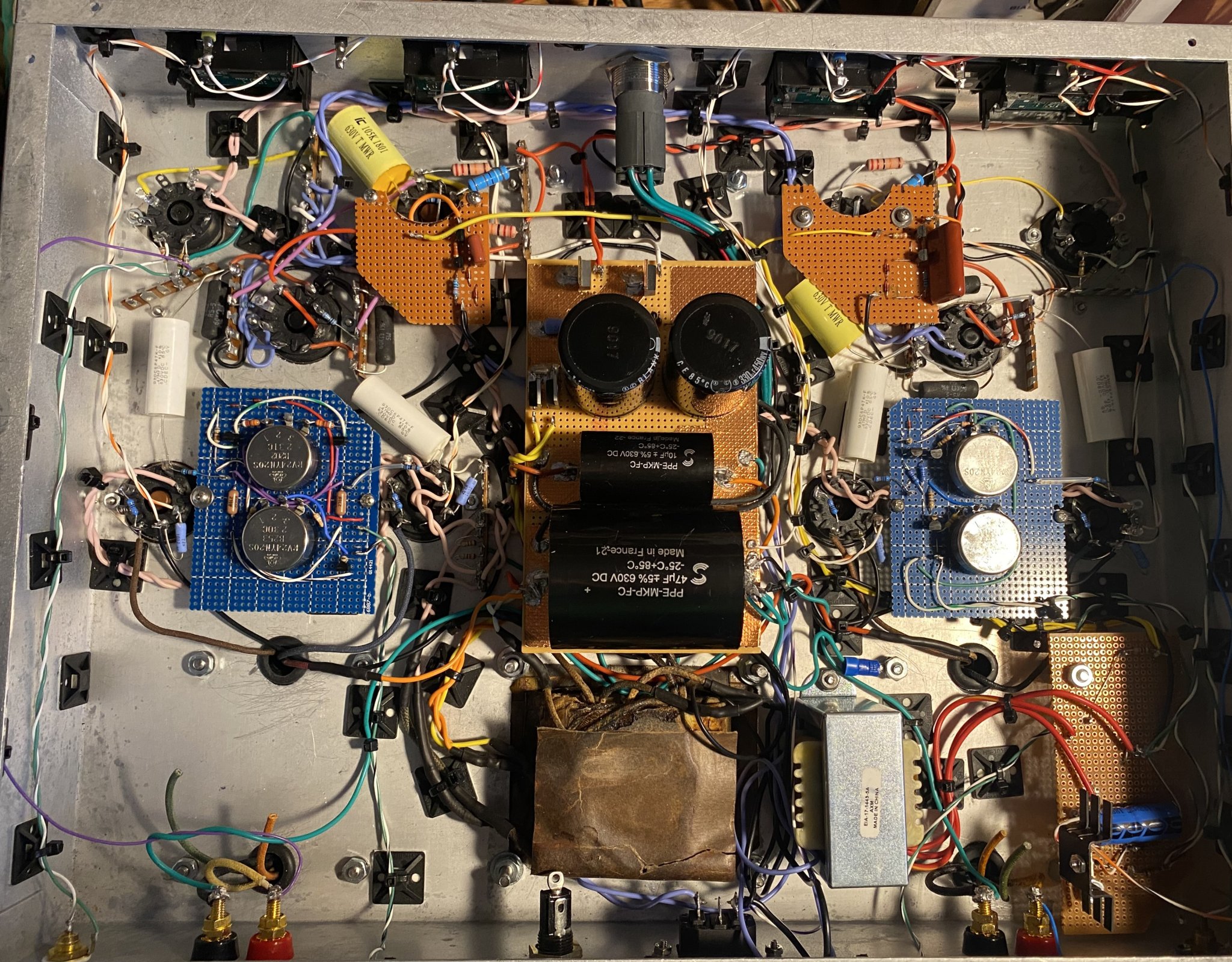 bottomView.jpg